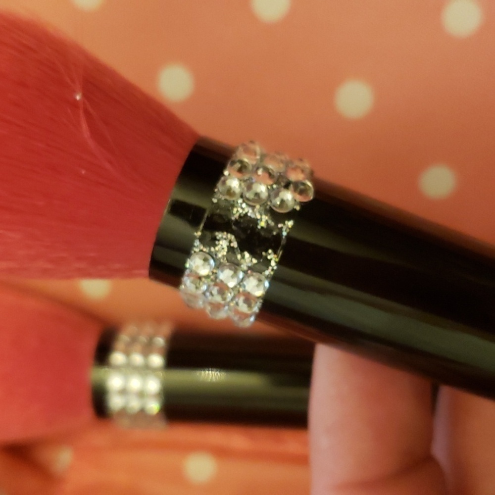 Makeup bag with  new brushes - Picture 6 of 6